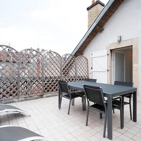 Apartment Le Prestige De Poincare